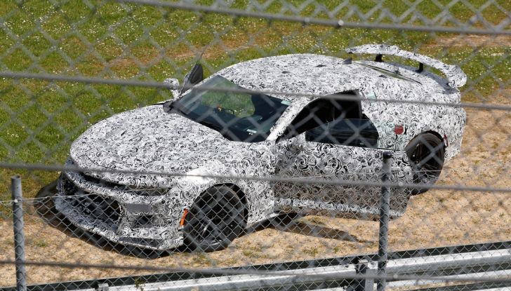 Chevrolet Camaro Z28, incidente al Nürburgring durante i collaudi (3)
