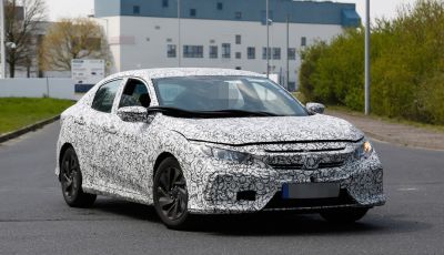 Nuova Honda Civic 2017: Le prime foto su strada