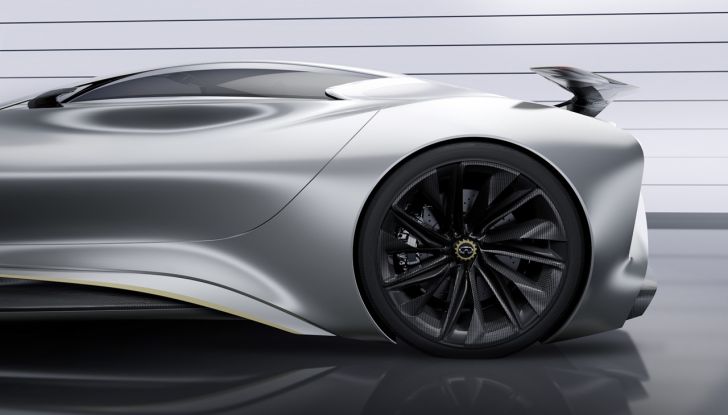 Infiniti Concept Vision GT: esposta alla presentazione di Gran Turismo Sport GT - Foto 4 di 9