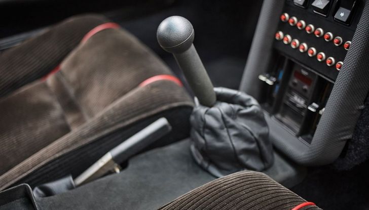 Lancia 037 Stradale: l’auto che portò il mondo del rally sulla strada - Foto 8 di 12