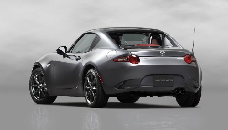 Mazda MX-5 RF: debutto europeo nel Regno unito a giugno - Foto 3 di 14