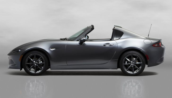 Mazda MX-5 RF: debutto europeo nel Regno unito a giugno - Foto 1 di 14