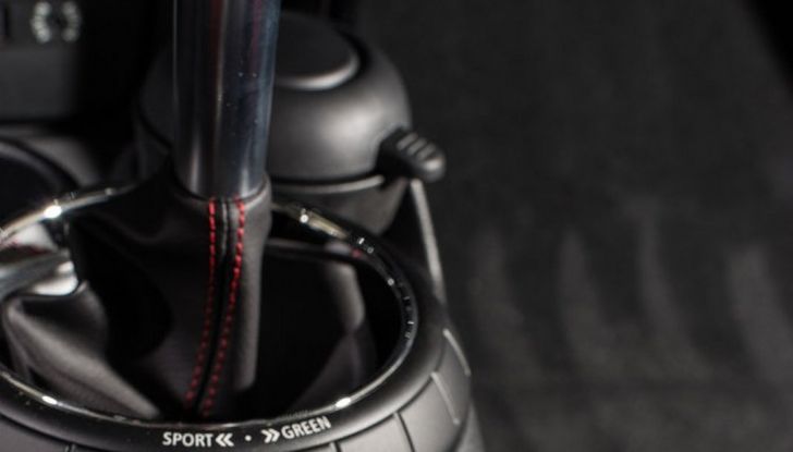 Mini John Cooper Works Challenge Edition - Foto 17 di 19