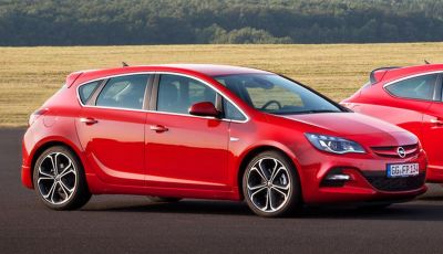Nuova Opel Astra BiTurbo 5 porte con motore 1.6 BiTurbo CDTI da 160 CV