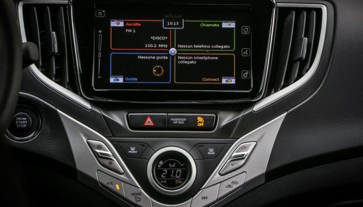 Nuova Suzuki Baleno S interni