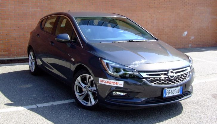 Opel Astra 1.6 CDTI Innovation: prova su strada, consumi e prezzi - Foto 13 di 25
