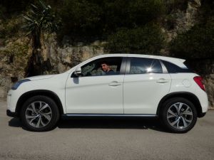 Citroen C4 Aircross fianco sinistro