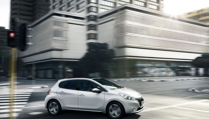 Nuova Peugeot 208 GPL PureTech 82 - Foto 5 di 10