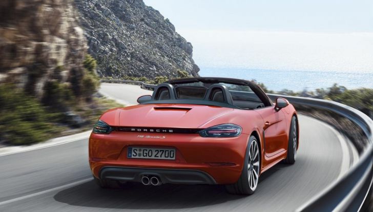 Porsche 718 Boxster, presentata la nuova roadster - Foto 12 di 14