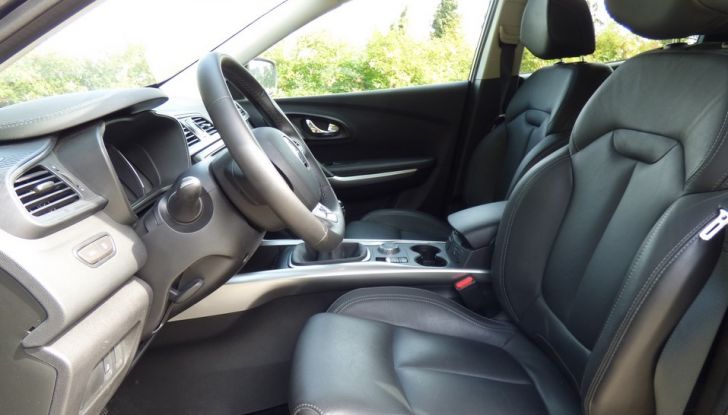 Renault Kadjar Bose 130 CV 4×4 prova su strada, prezzi e dotazioni - Foto 23 di 32