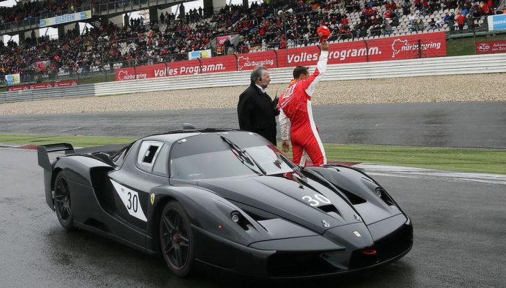 Michael Schumacher riceve il premio alla carriera Nurburgring Award - Foto 1 di 10