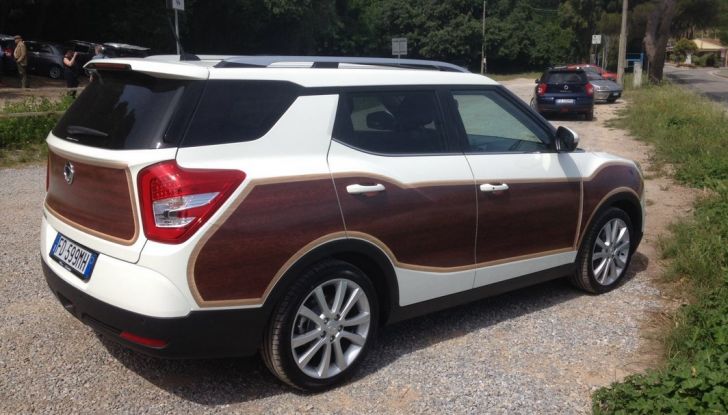 SsangYong XLV: prova su strada, motori, prezzi e allestimenti - Foto 3 di 15