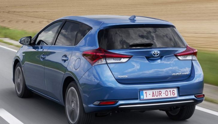 Toyota Auris Black Edition, il nuovo allestimento con colori esclusivi - Foto 8 di 14