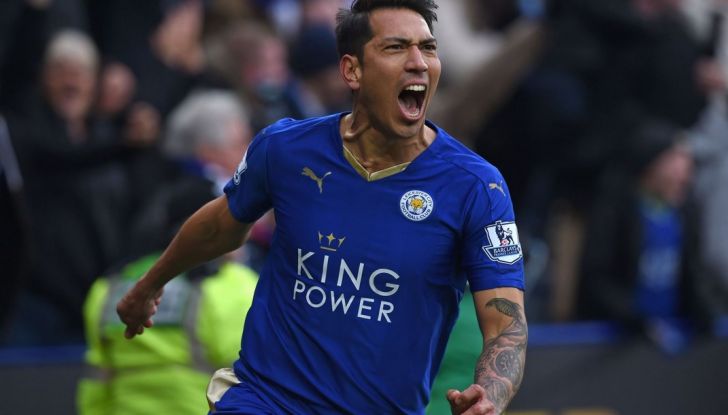 Una Mercedes Classe B elettrica in dono ai giocatori del Leicester City - Foto 5 di 10