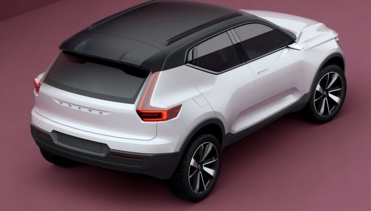 Volvo XC 40: anche la Casa svedese entra nel segmento dei C-SUV - Foto 3 di 12