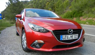 Nuova Mazda3: prova su strada, motori, prezzi e caratteristiche