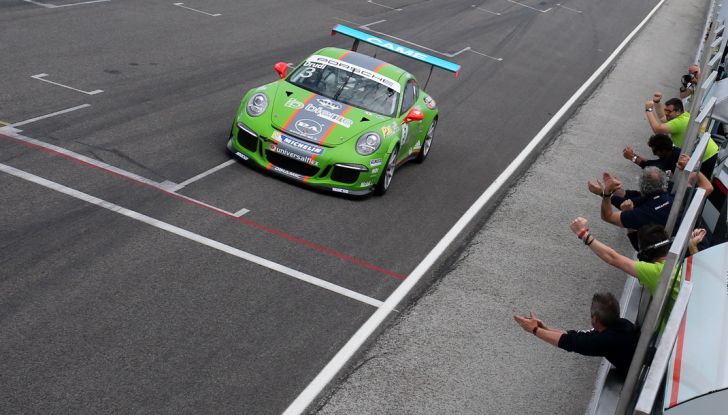 Due vittorie per Mattia Drudi nella gare sprint di Misano della Carrera Cup Italia - Foto 7 di 9