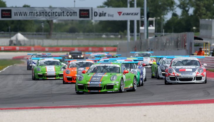 Due vittorie per Mattia Drudi nella gare sprint di Misano della Carrera Cup Italia - Foto 2 di 9