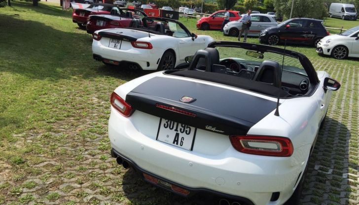 Abarth 124 Spider prova su strada, prezzi e prestazioni - Foto 8 di 10