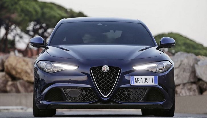 Alfa Romeo Giulia QV e la sfida ad Audi, BMW e Mercedes - Foto 4 di 12