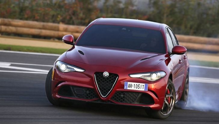 Alfa Romeo Giulia QV e la sfida ad Audi, BMW e Mercedes - Foto 1 di 12