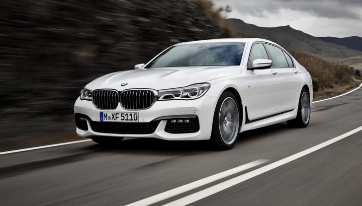 Le 7 berline di lusso: tra le ammiraglie, anche Maserati Quattroporte restyling - Foto 13 di 34