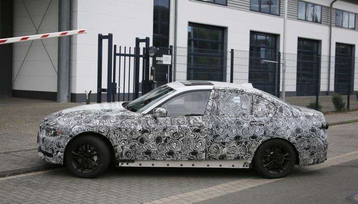 BMW Serie 3 2018 (14)