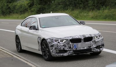 BMW Serie 4 Gran Coupe facelift, le prime immagini spia senza camuffature