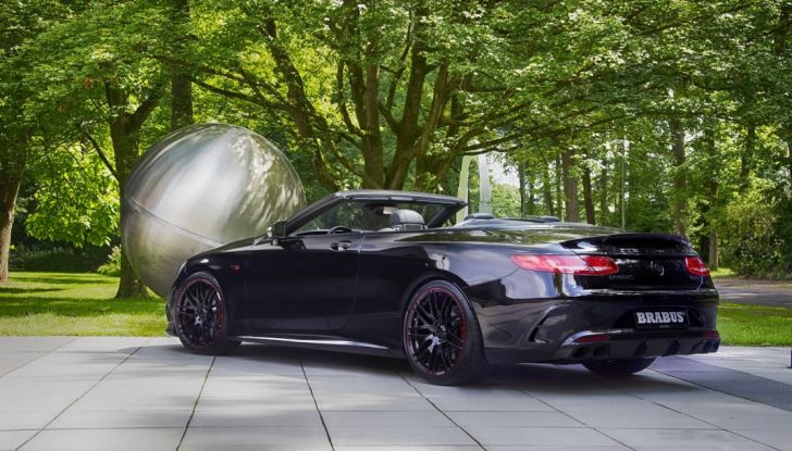 Brabus 850 6.0 Biturbo, la cabrio 4 posti più veloce del mondo - Foto 9 di 17