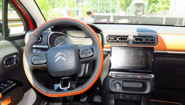 citroen C3 2016 postazione guida