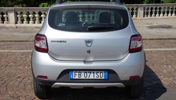 Dacia Sandero Stepway posteriore