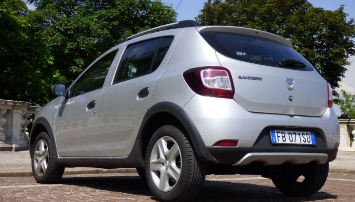 Dacia Sandero Stepway 0.9 TCe 90 CV prova su strada e prezzi (28)