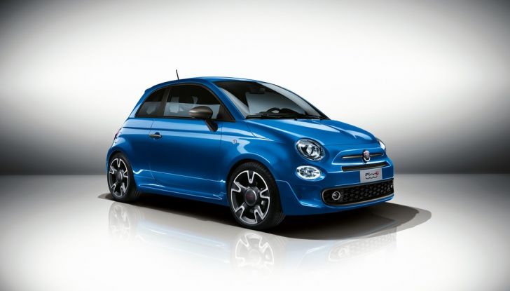 Fiat 500S, vista laterale anteriore destra.