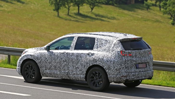 Foto spia nuova Honda CR-V.