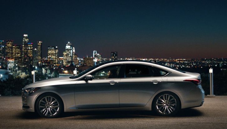 Hyundai sponsor ufficiale UEFA Euro 2016 con flotta di oltre 350 veicoli - Foto 13 di 14