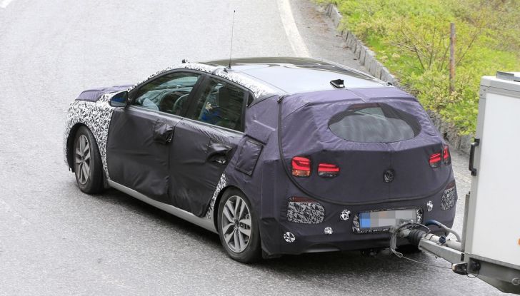 Hyundai i30: ecco le ultime foto spia della nuova generazione - Foto 8 di 8