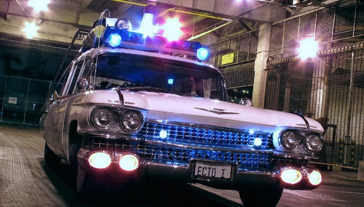 Rubata la Ecto-1 di Ghostbusters:Legacy (in realtà è nelle mani di Fabio Rovazzi!) - Foto 9 di 10