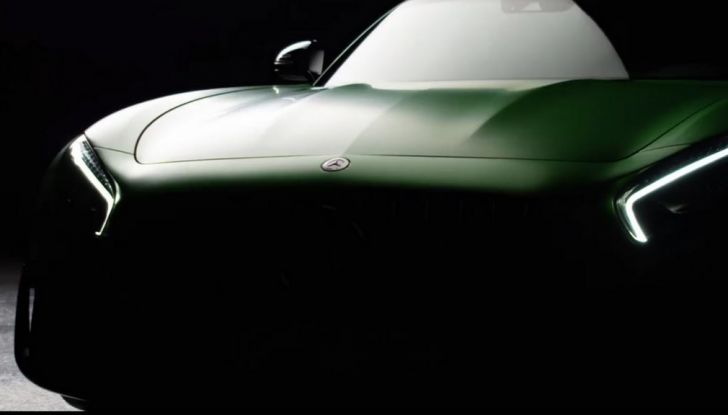 Nuova Mercedes AMG GT R: le prime immagini - Foto 3 di 11