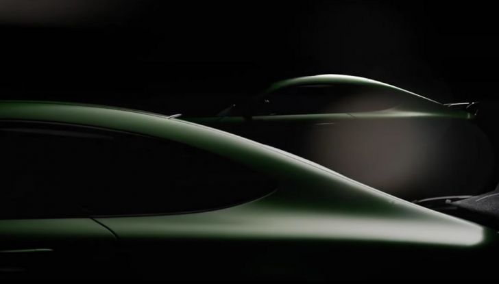 Nuova Mercedes AMG GT R: le prime immagini - Foto 10 di 11