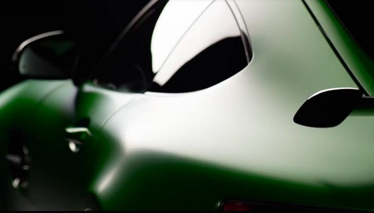 Nuova Mercedes AMG GT R: le prime immagini - Foto 6 di 11