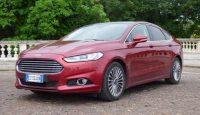 Nuova Ford Mondeo Titanium 2.0 TDCi 180 CV prova su strada e prezzi