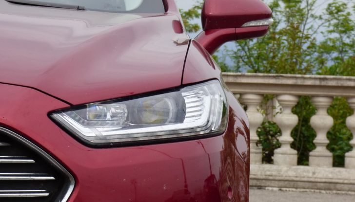 Nuova Ford Mondeo Titanium 2.0 TDCi 180 CV prova su strada e prezzi.