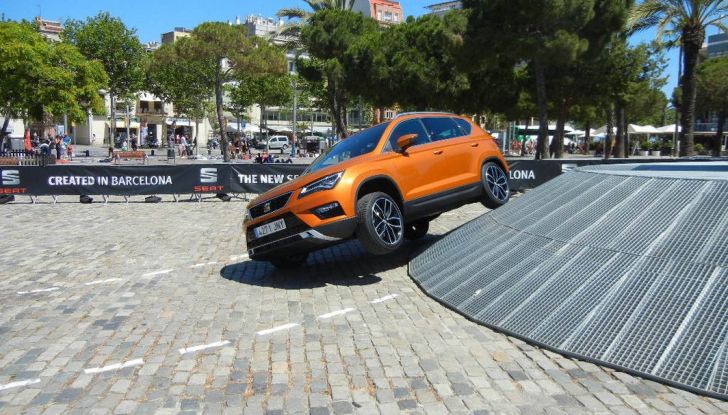 Nuova Seat Ateca: prova su strada, caratteristiche tecniche, motori e prezzi - Foto 18 di 26