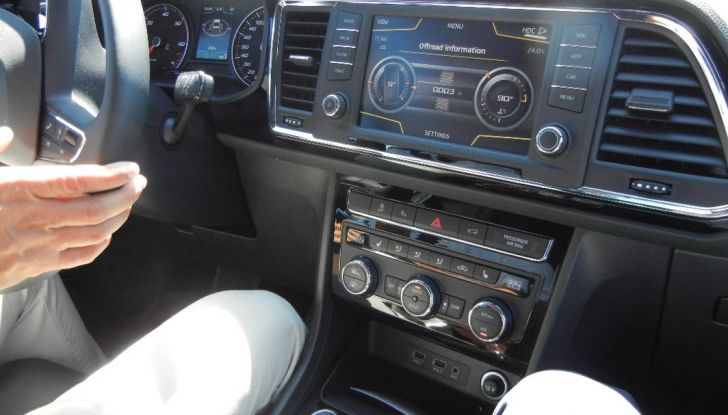 Nuova Seat Ateca: prova su strada, caratteristiche tecniche, motori e prezzi - Foto 24 di 26