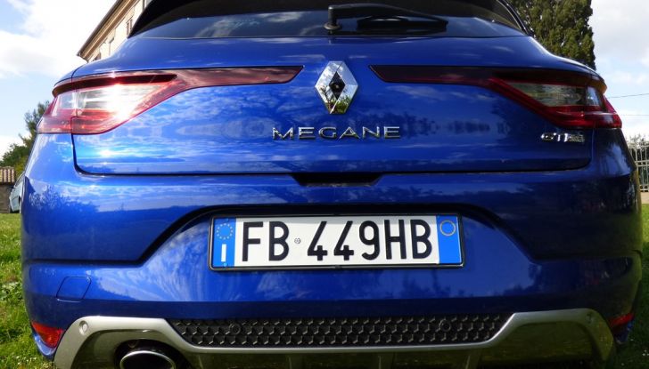 Renault Mégane GT Line da 130CV, prova su strada, impressioni e prezzi - Foto 11 di 36
