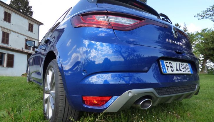 Renault Mégane GT Line da 130CV, prova su strada, impressioni e prezzi - Foto 12 di 36