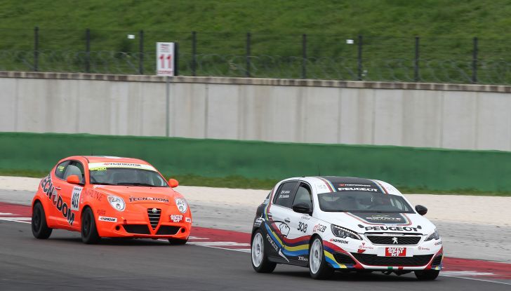 308 Mi16 graffia anche in Gara 2 a Misano - Foto 3 di 3