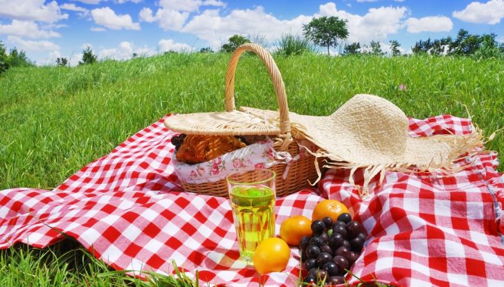 Gita fuori porta: ecco gli accessori indispensabili da portare in auto - Foto 2 di 9