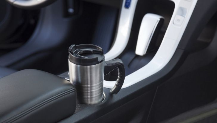 Gita fuori porta: ecco gli accessori indispensabili da portare in auto - Foto 6 di 9