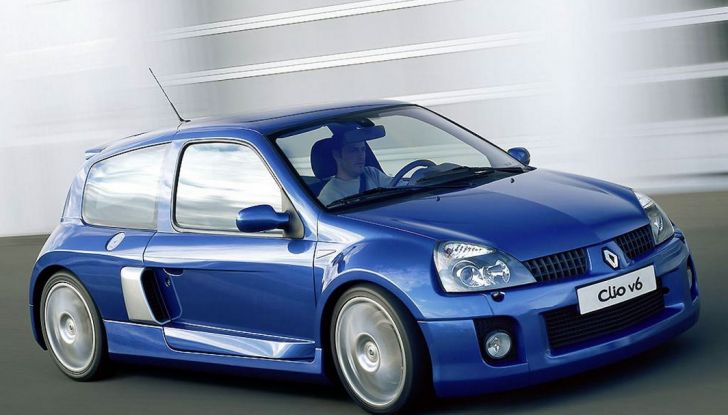 Renault Clio: oltre 25 anni di storia - Foto 7 di 23